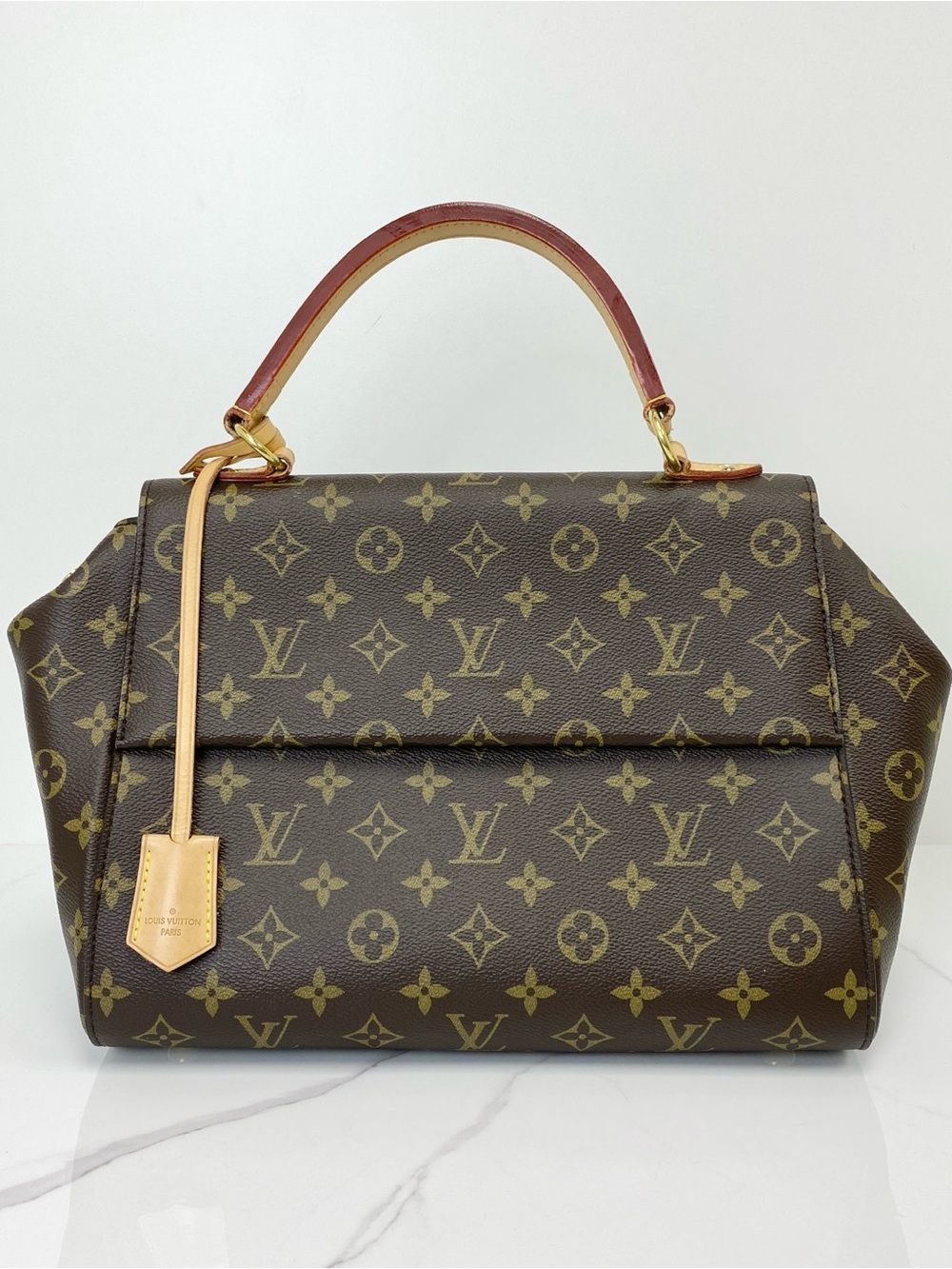 Louis Vuitton Cluny MM Monogram